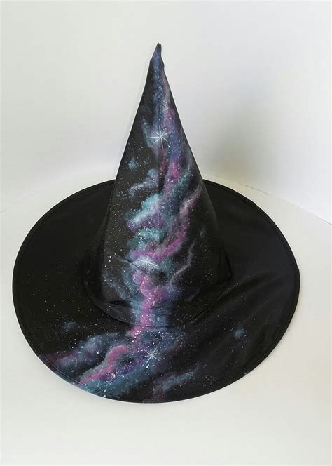 Unveiling the Colors of the Galactic Witch Hat: A Spectral Analysis